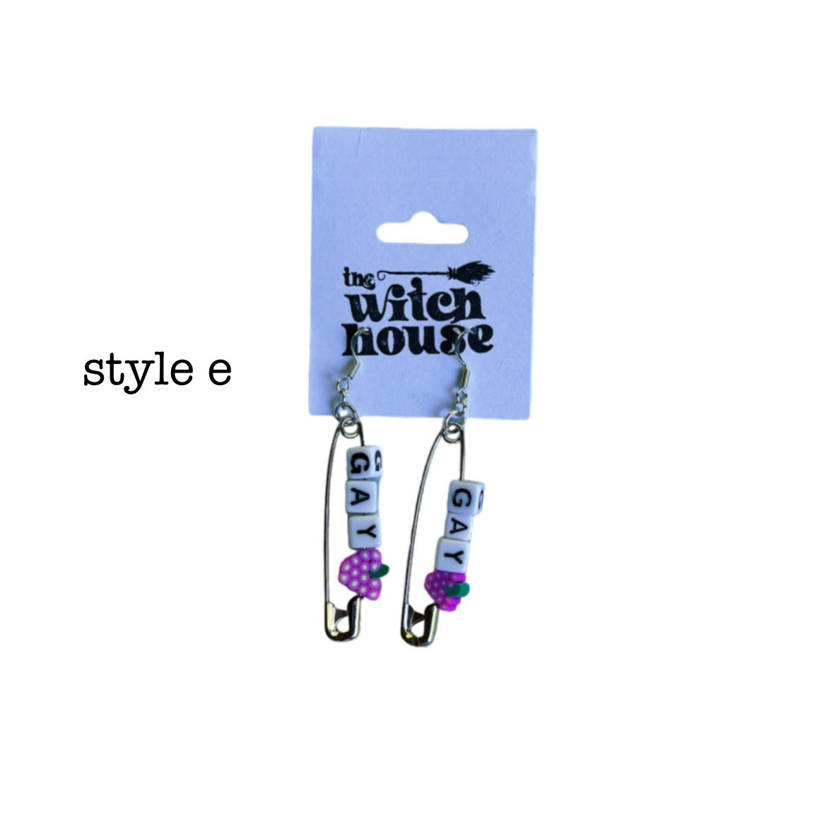 pride safety pins *multiple styles*